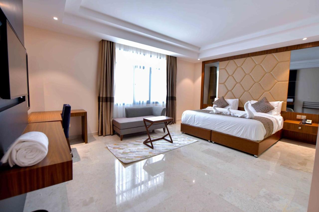 Be Inn Hotel Seeb Exterior foto