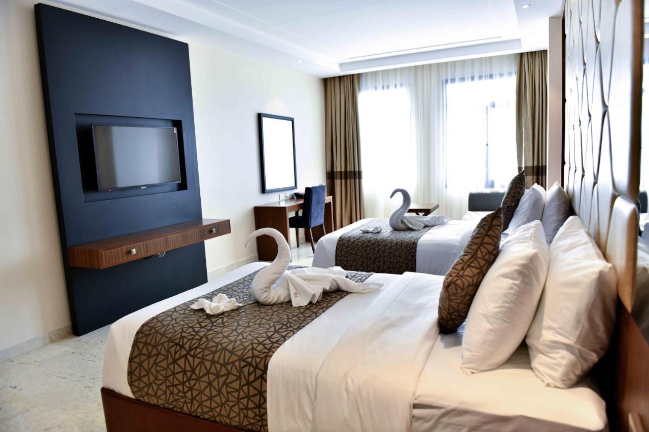 Be Inn Hotel Seeb Exterior foto
